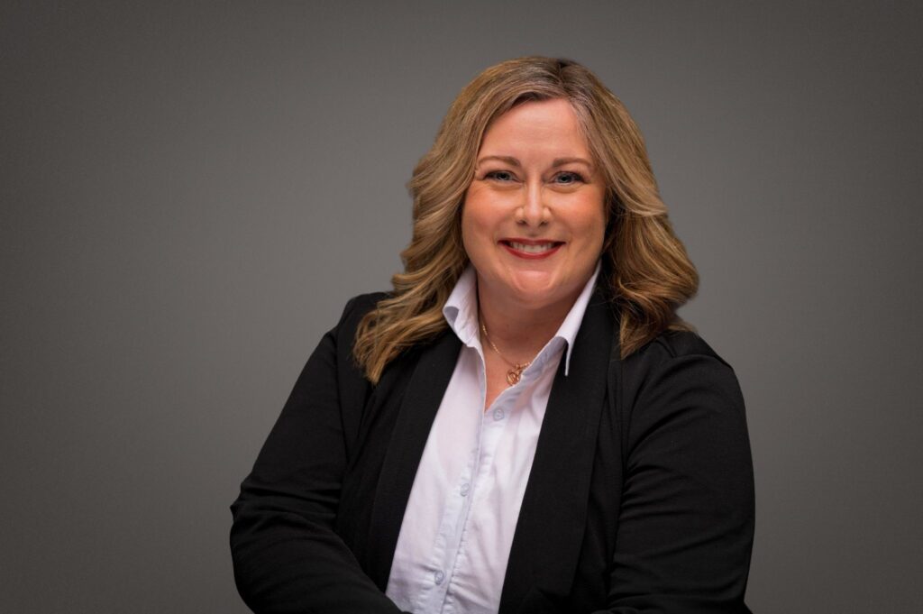 Alexandra - Online therapist in Winnipeg at Oakville Wellness Center