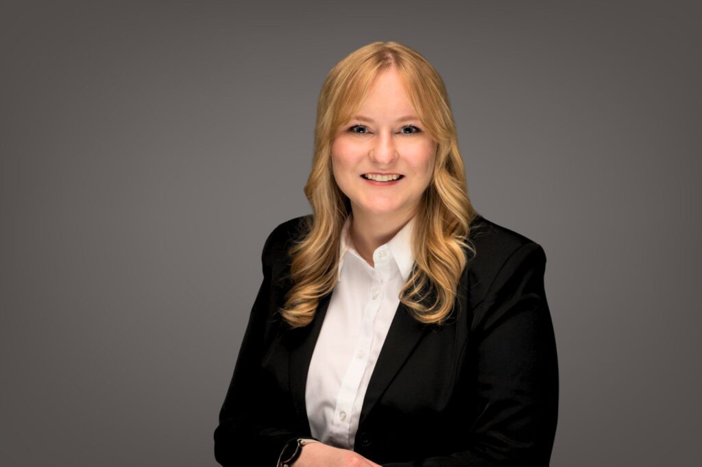 Anneliese - Female Therapist and Counsellor at Oakville Wellness Center