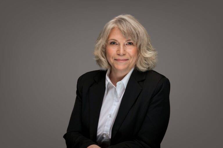 Carla Bonar
