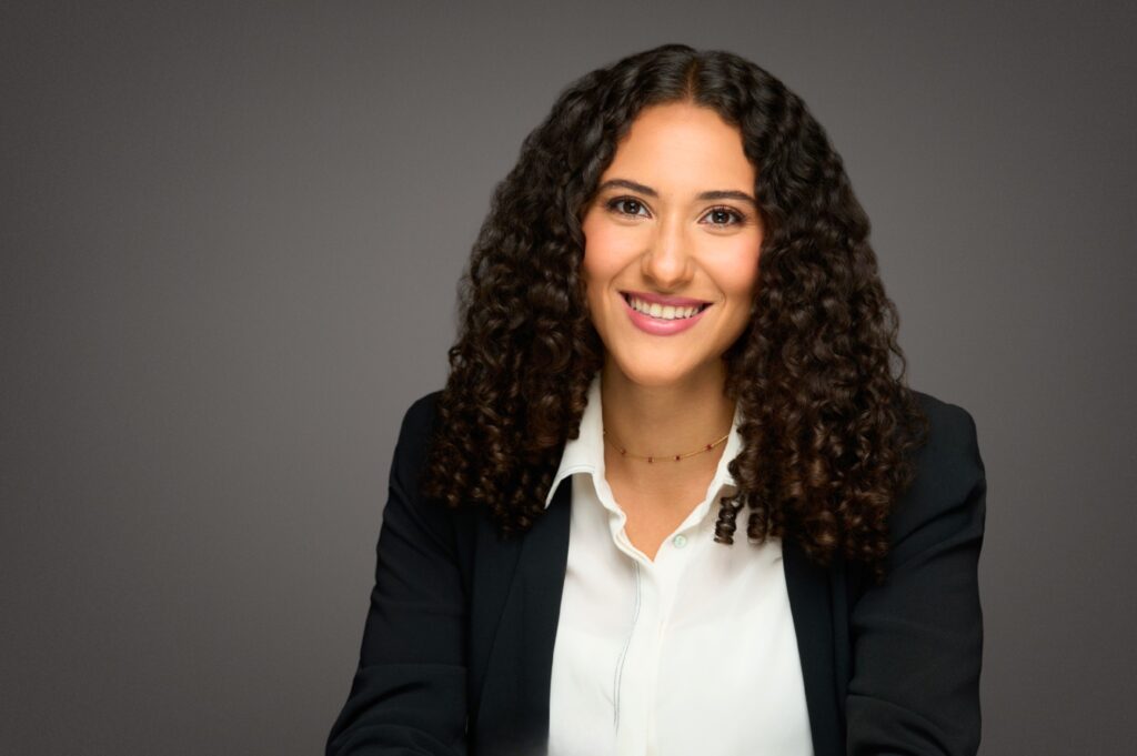 Sara Gendy, a Winnipeg therapist providing virtual sessions for couples and individuals ages 16 and up.